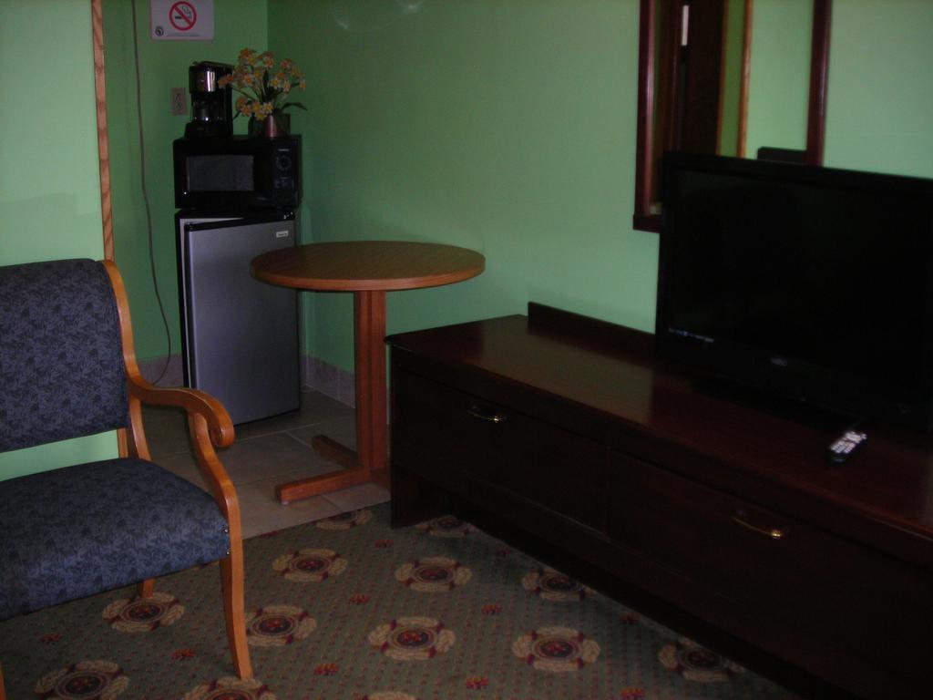 Deer Trail Motel Wisconsin Dells Quarto foto