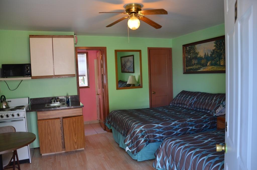 Deer Trail Motel Wisconsin Dells Quarto foto