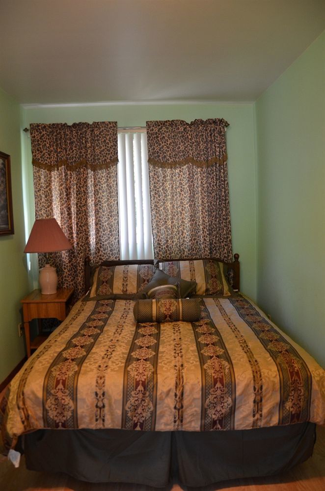 Deer Trail Motel Wisconsin Dells Exterior foto